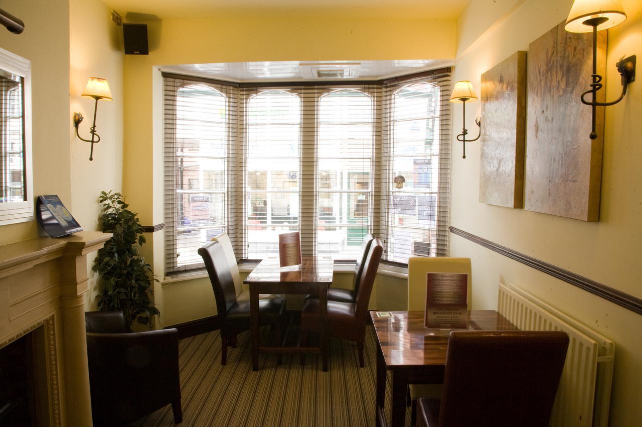 Hotel The Kings Head Louth  Exterior foto